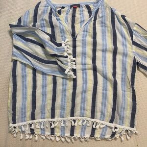 Vince Camuto Size Medium Blouse Blue White and Yellow Stripe